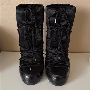 Moon Boot Black Satin Tall 5/6 (35/38)